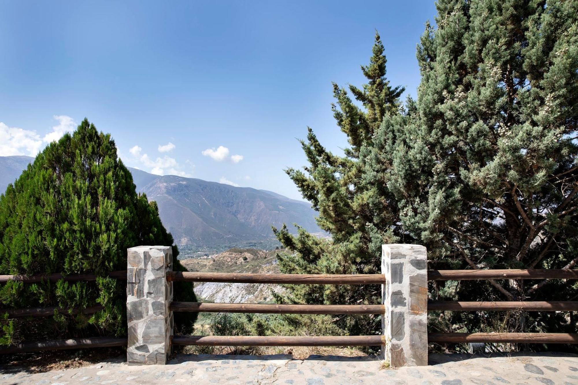 Alpujarra Relax Carataunas Екстериор снимка